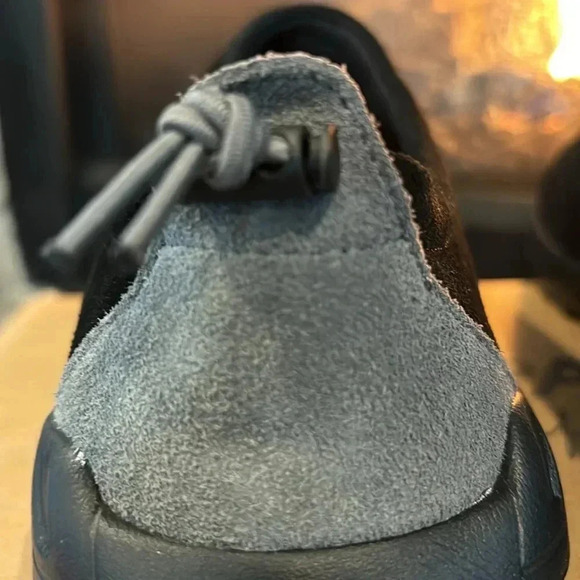 BEARPAW Jack Loafer, suede upper,comfort footbed,rubber sole,stain treated - Picture 5 of 10